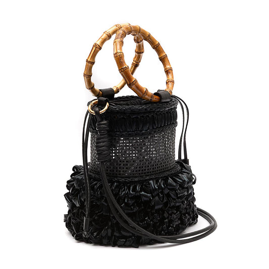 BOLSA BUCKET MEDIA CROCHÊ PRETO