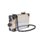 BOLSA CLUTCH  TRUNK PEQUENA EM  COURO METALIZADO SPECCHIO PRATA