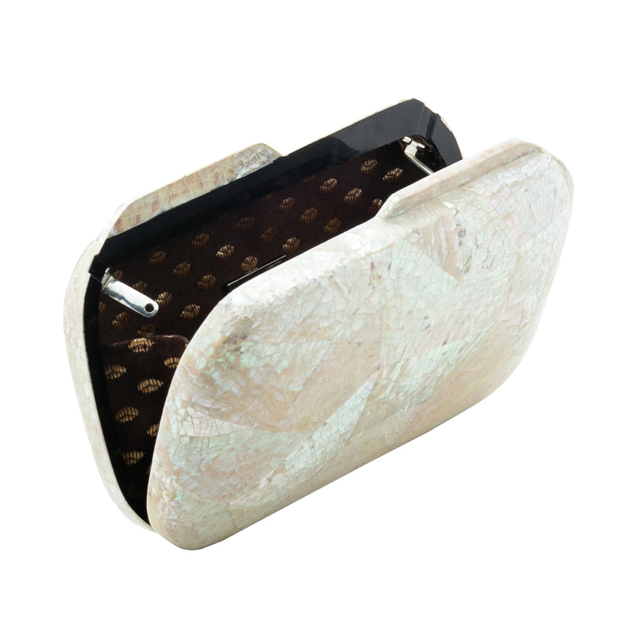 BOLSA CLUTCH MADREPÉROLA PEQUENA RETANGULAR MADRECLARA