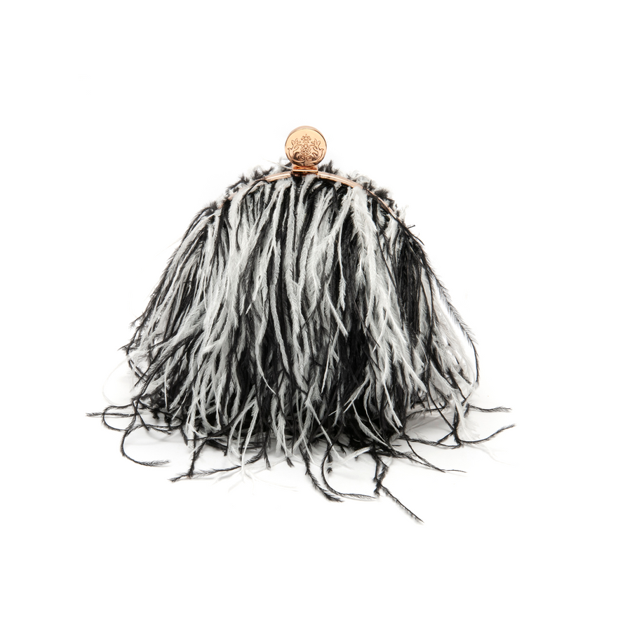 BOLSA CLUTCH PEQUENA LILY EM PLUMAS PRETO E BRANCO