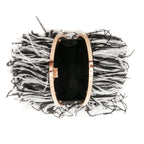 BOLSA CLUTCH PEQUENA LILY EM PLUMAS PRETO E BRANCO