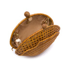 BOLSA CLUTCH CONCHA MÉDIA  PALHA SEXTAVADA RATTAN NATURAL