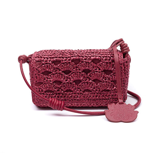 BOLSA  FLAP  PEQUENA MONOGRAMA CROCHÊ CHERRY/RAFIA BURGUNDY