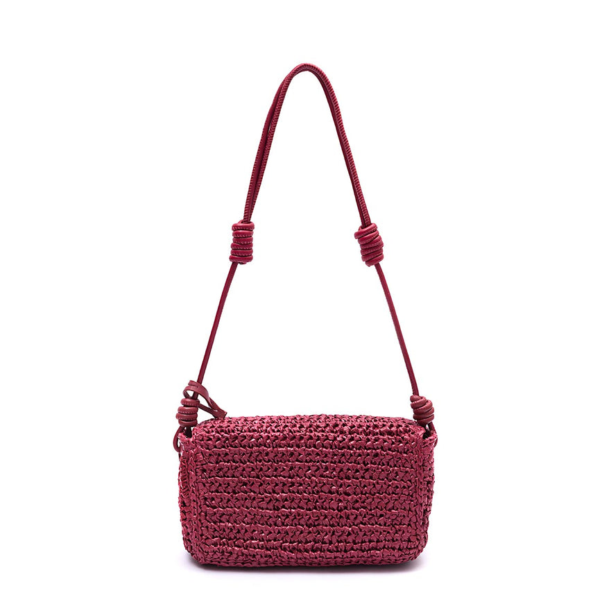 BOLSA  FLAP  PEQUENA MONOGRAMA CROCHÊ CHERRY/RAFIA BURGUNDY