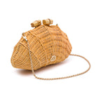 BOLSA CLUTCH CONCHA PEQUENA AYLA RATTAN NATURAL