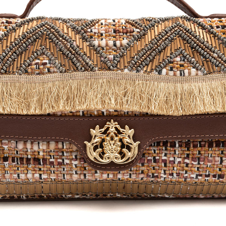 BOLSA TOP HANDLE PEQUENA TAPECARIA BORDADA