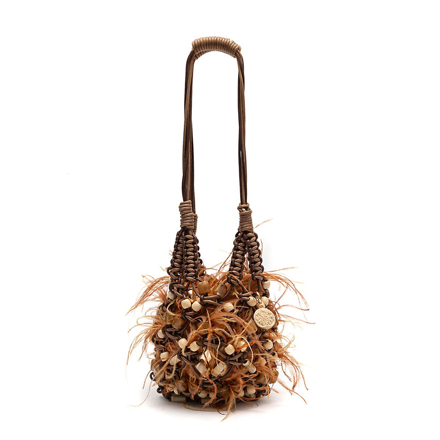 BOLSA SHOULDER LYRA PEQUENA MACRAMÊ CARAMELO