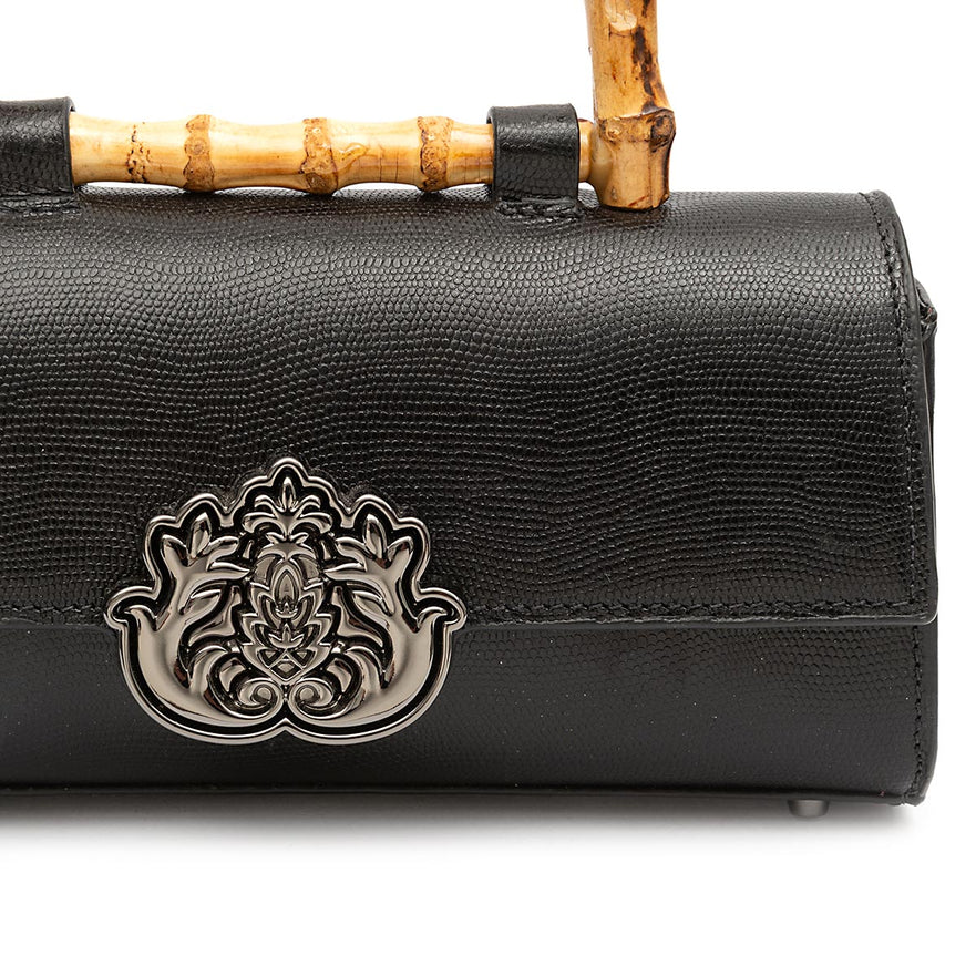 BOLSA TOP HANDLE EAST WEST PEQUENA COURO CAVIAR PRETO